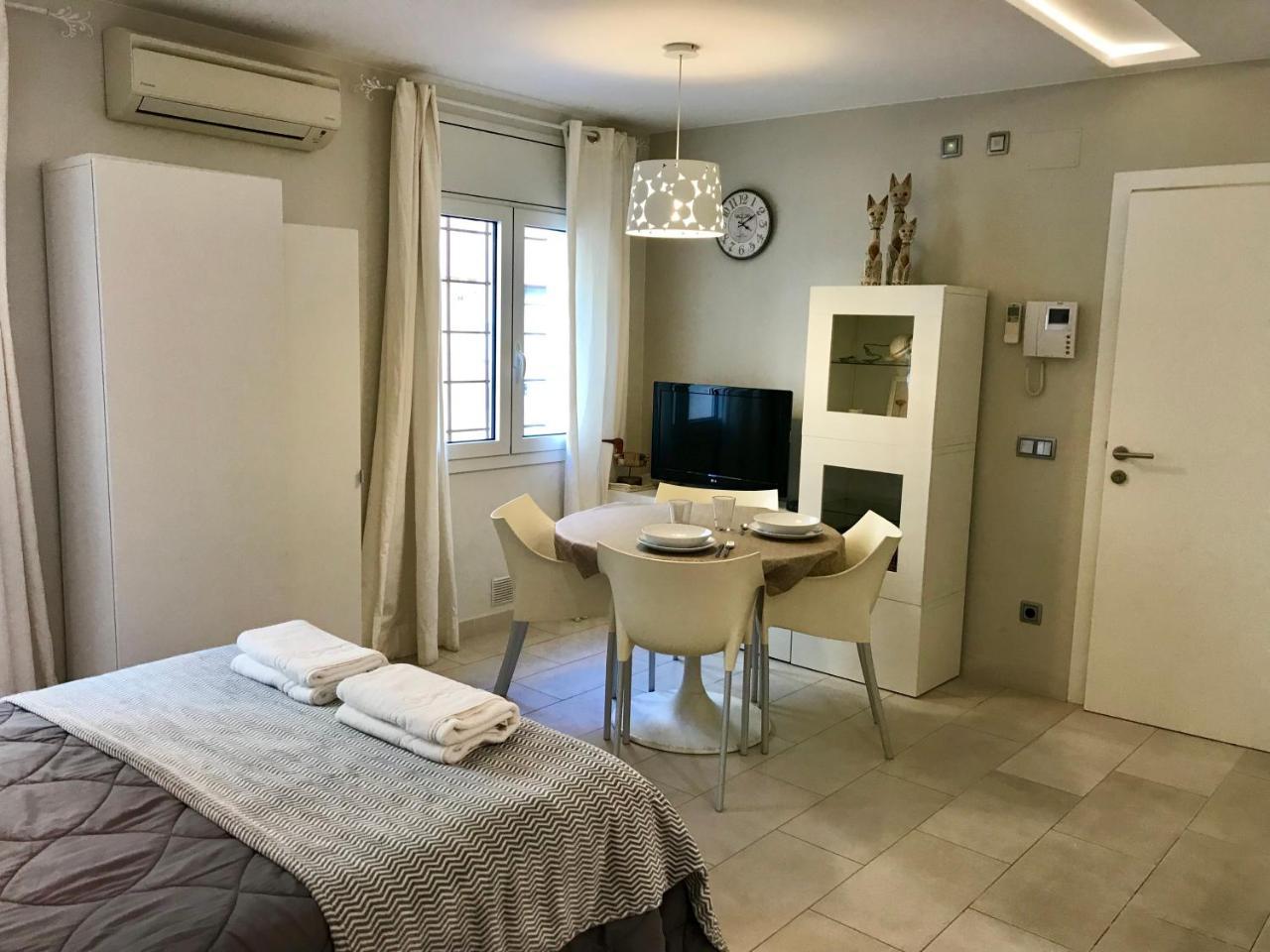 Apartamentos Can Quim L' Escala Bagian luar foto